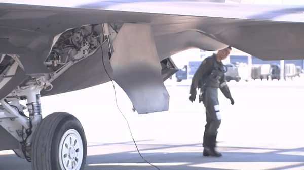 Tiêm kích F-22 Raptor