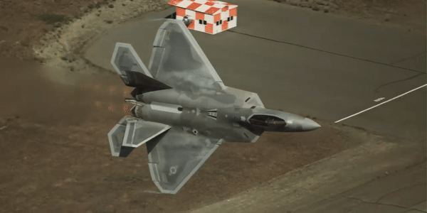 Nguy cơ lớn cho Mỹ nếu loại biên 32 tiêm kích tàng hình F-22 Block 20