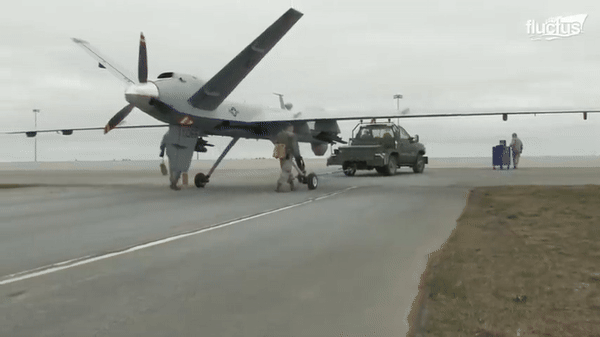 UAV MQ-9B SkyGuardian Mỹ thêm uy lực với động cơ mới của Canada