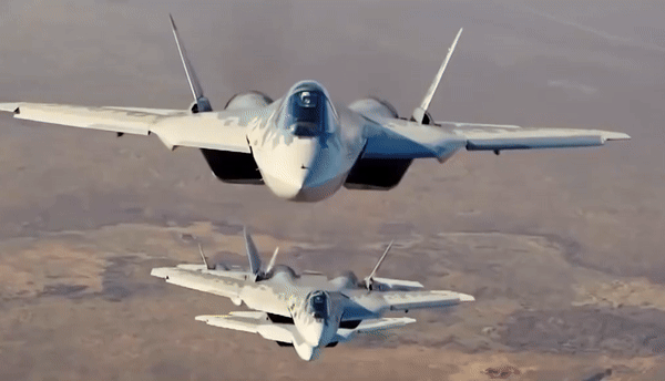 Sức mạnh tiêm kích tàng hình Su-57 mới tinh không quân Nga vừa nhận