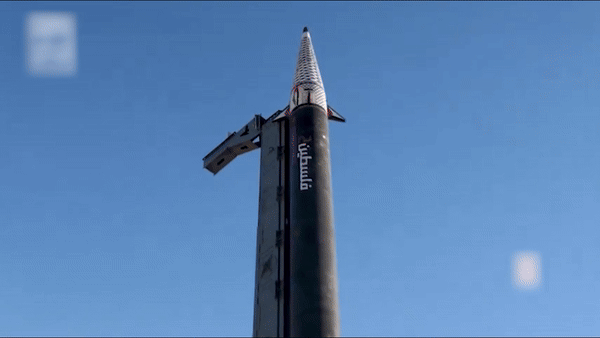 Nghi vấn quanh tuyên bố 'phóng tên lửa siêu vượt âm' của Houthi