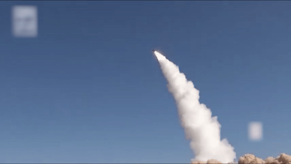 Houthi tiếp tục phóng 'tên lửa siêu vượt' âm vào Israel