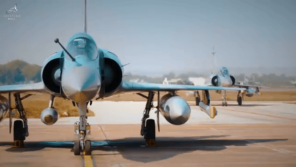 Ấn Độ muốn Qatar giảm giá phi đội 12 tiêm kích Mirage 2000
