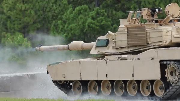 Xe tăng M1A2T Abrams của Đài Loan khai hỏa lần đầu tiên