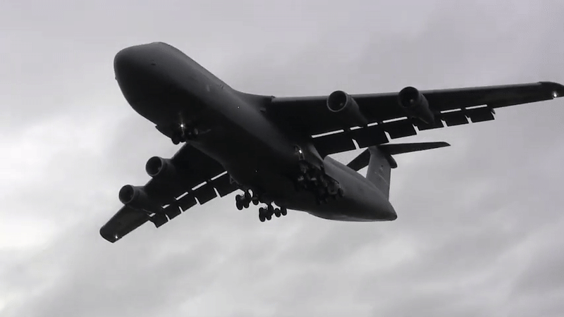 Vận tải cơ khổng lồ C-5M Galaxy uy lực nhất của không quân Mỹ