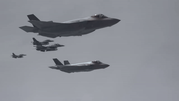 Tây Ban Nha hủy kế hoạch mua tiêm kích tàng hình F-35 Mỹ