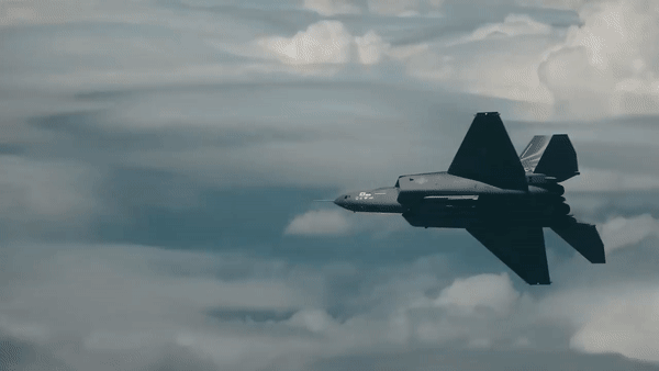 UAE tăng cường quan tâm đến máy bay chiến đấu KF-21