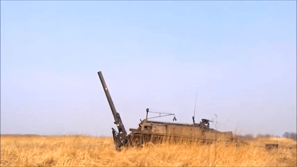 Đòn đánh của siêu cối Tyulpan Nga vào 'pháo đài phòng thủ' Pokrovsk Ukraine