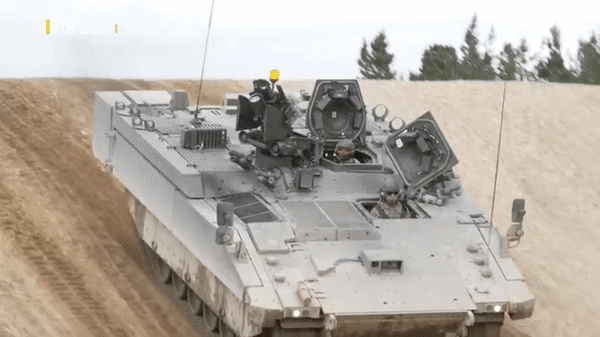 Anh điều tra vụ binh sĩ nôn mửa khi ngồi xe thiết giáp hiện đại Ajax