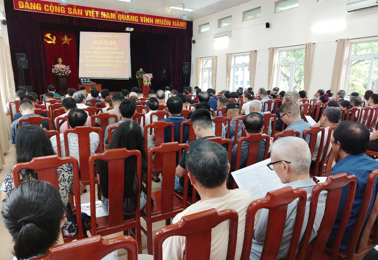 Phát động đợt cao điểm tuyên truyền, hướng dẫn, cấp định danh điện tử cho cơ quan, tổ chức, doanh nghiệp