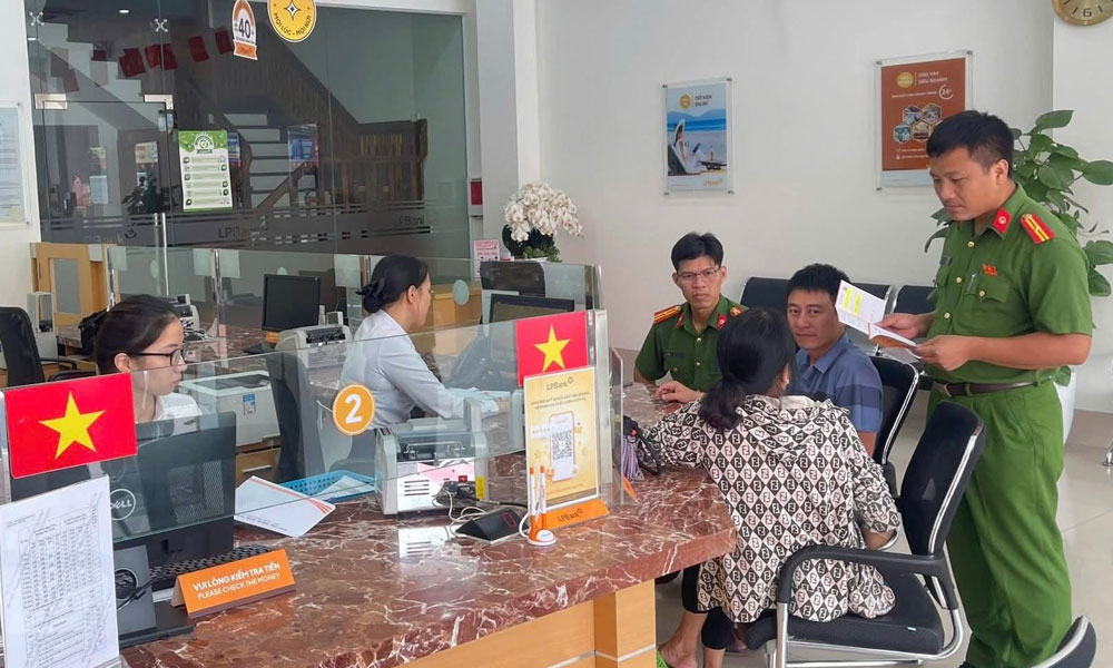 Mất 900 triệu đồng do kết bạn trên mạng xã hội
