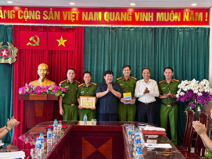 Công an phường Tây Hồ triển khai nhiều biện pháp đảm bảo an ninh trật tự địa bàn