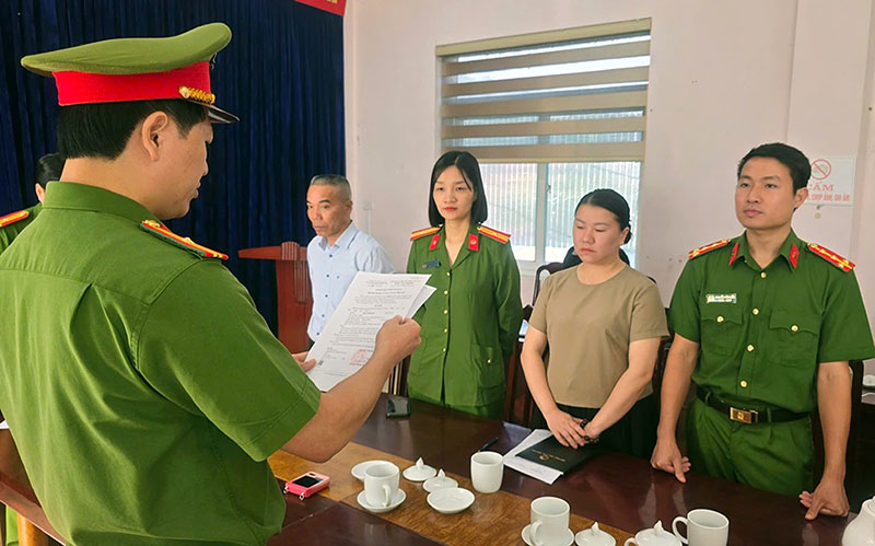 Cán bộ Phòng Kinh tế xã Bắc Hà bị bắt về tội nhận hối lộ