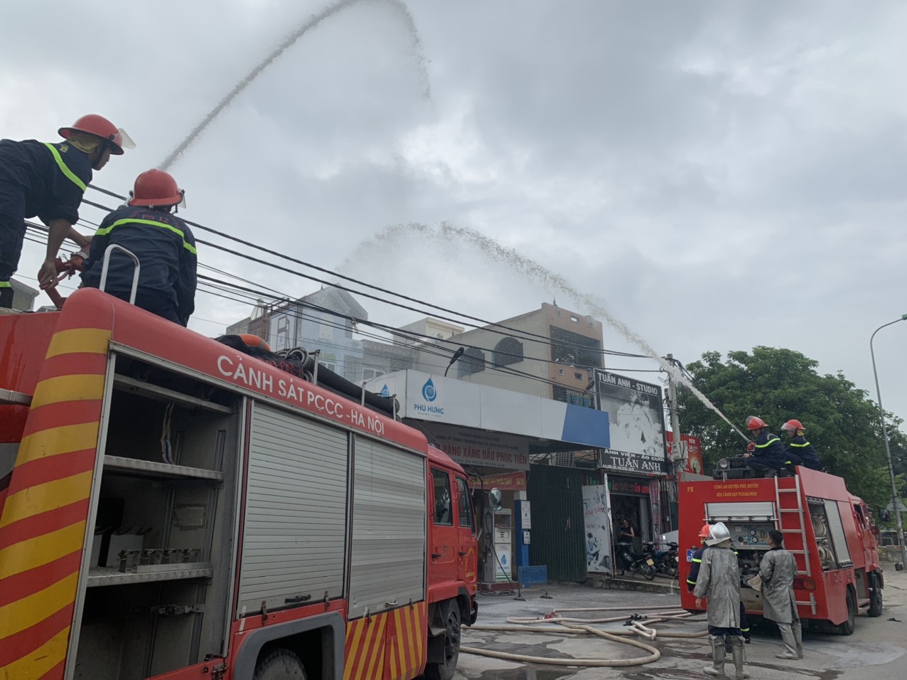 Thực tập phương án chữa cháy tại Cửa hàng xăng dầu Phúc Tiến