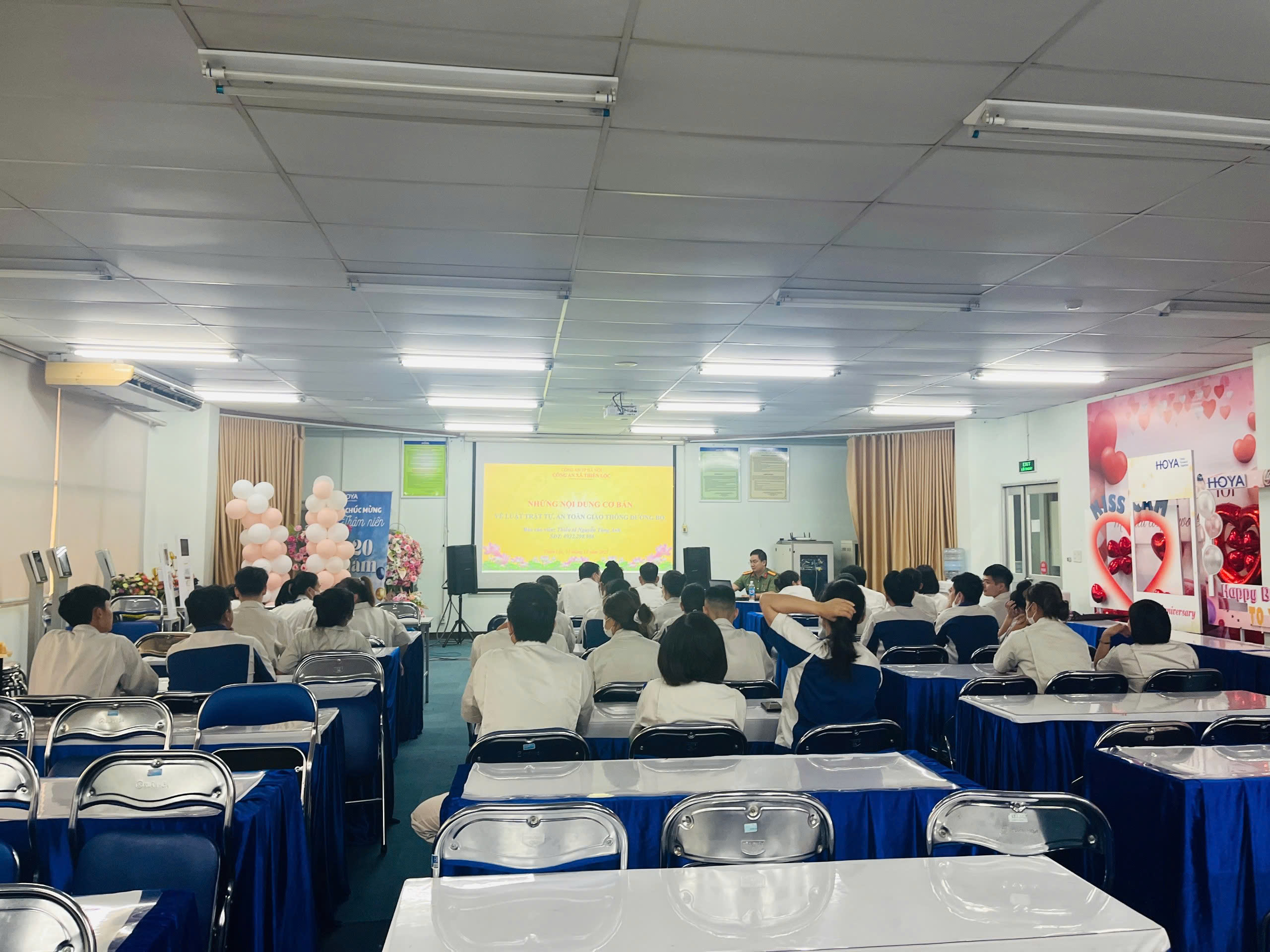 Công an xã Thiên Lộc nâng cao nhận thức pháp luật cho công nhân