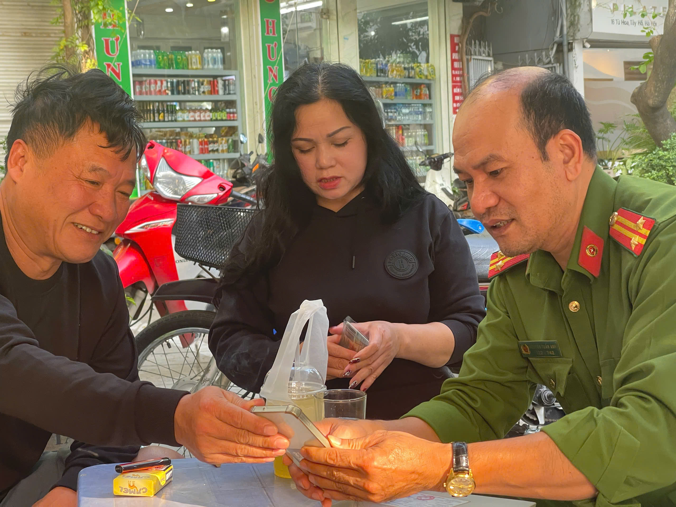 “Chạy nước rút” trong cao điểm 60 ngày đêm làm sạch dữ liệu đăng ký xe và GPLX