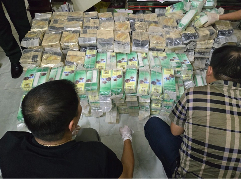 Thủ đoạn tinh vi gắn định vị ma túy chuyển vào Việt Nam