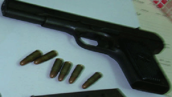 Giám đốc công ty bảo vệ nổ súng giải quyết mâu thuẫn