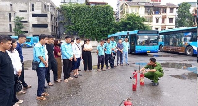 Tăng cường tuyên truyền, thực tập phương án phòng cháy trong mùa hanh khô
