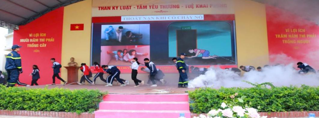 Trang bị kỹ năng thoát hiểm, phòng cháy, chữa cháy cho hơn 1.500 học sinh Trường THPT Minh Phú