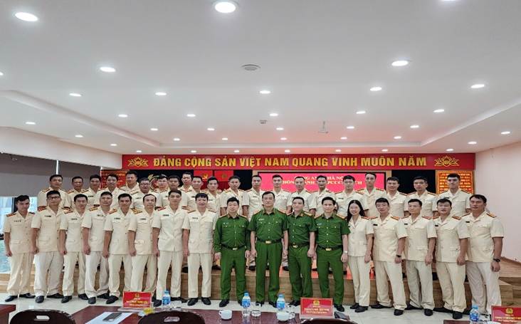 Điều động, bổ nhiệm 34 Phó Đội trưởng thuộc Phòng Cảnh sát phòng cháy, chữa cháy và cứu nạn, cứu hộ