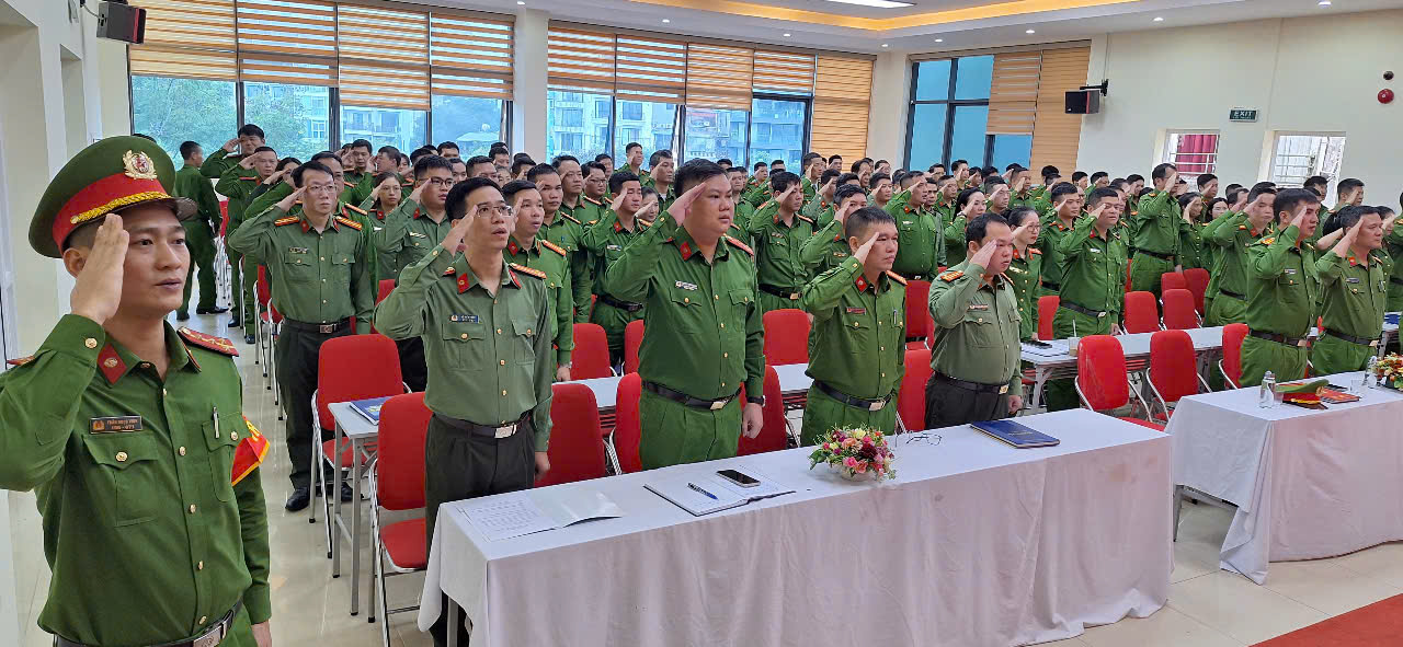 Tạo khí thế thi đua sôi nổi từ phong trào “Ba nhất” của Công an phường Ba Đình