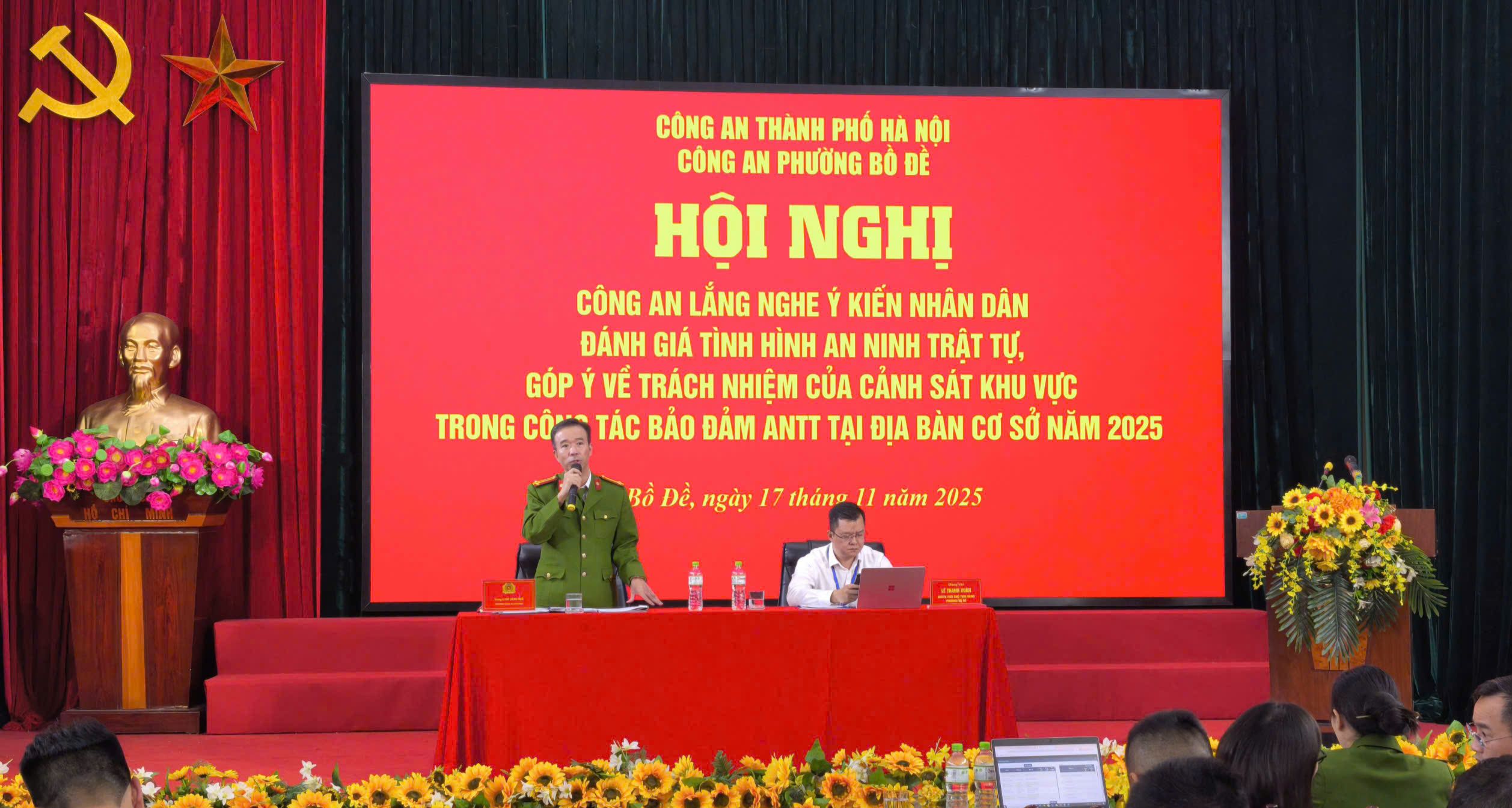 Công an phường Bồ Đề với nhiều biện pháp hay phục vụ nhân dân