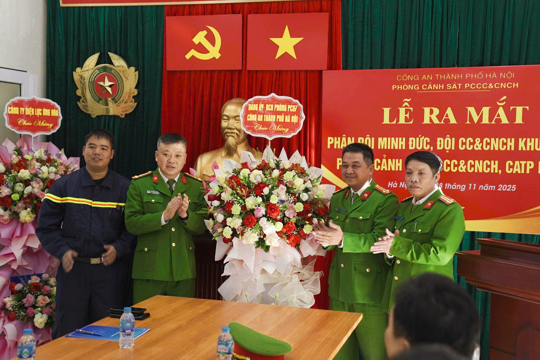 Ra mắt Phân đội phòng cháy Minh Đức