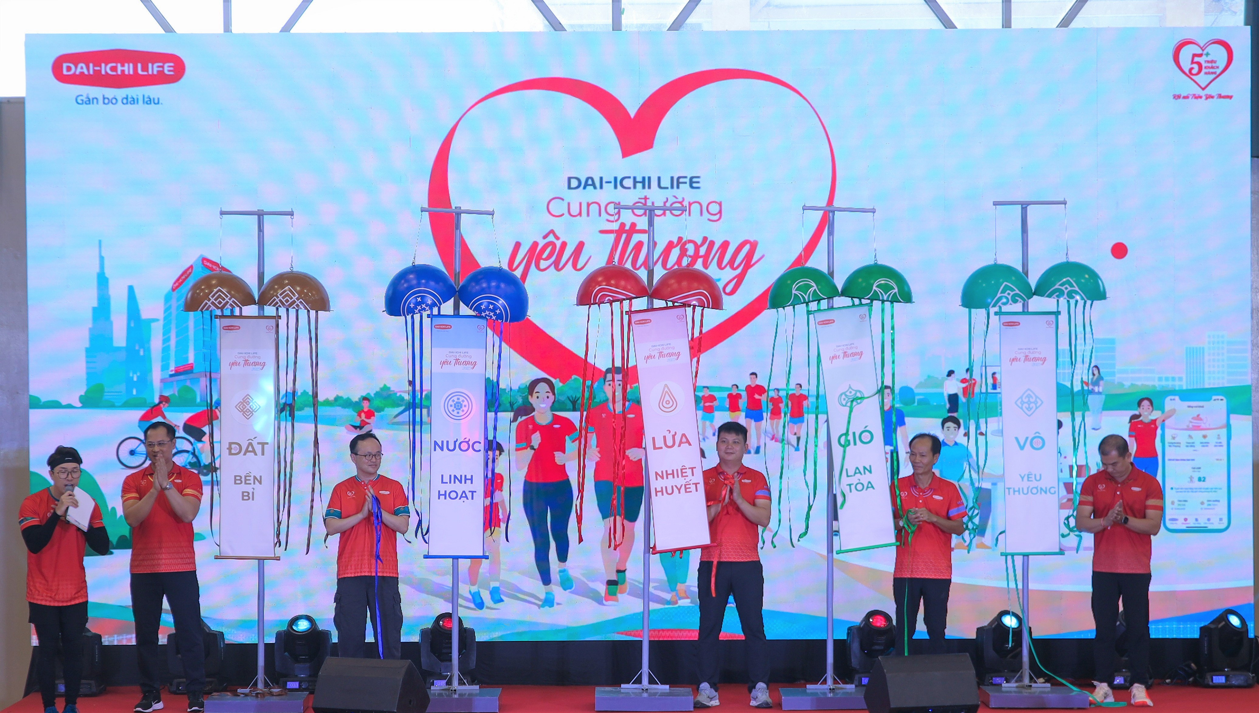 Phát động Dai-ichi Life - Cung Đường Yêu Thương mùa thứ năm