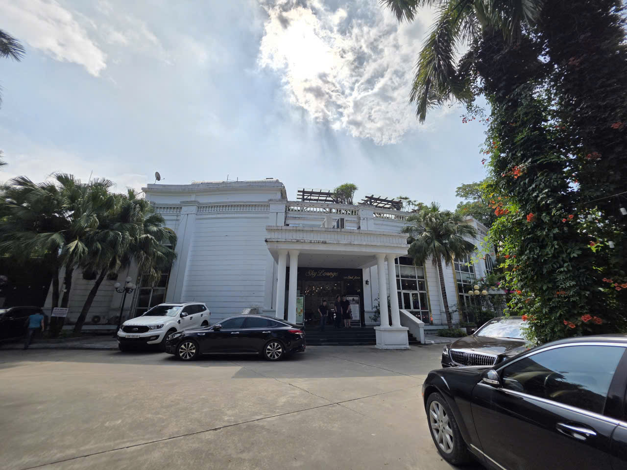Sau gần 2 tháng có thông báo thu hồi đất, Hà Thủy vẫn xin quản lý 568m2 bán đảo hồ Đống Đa để kinh doanh