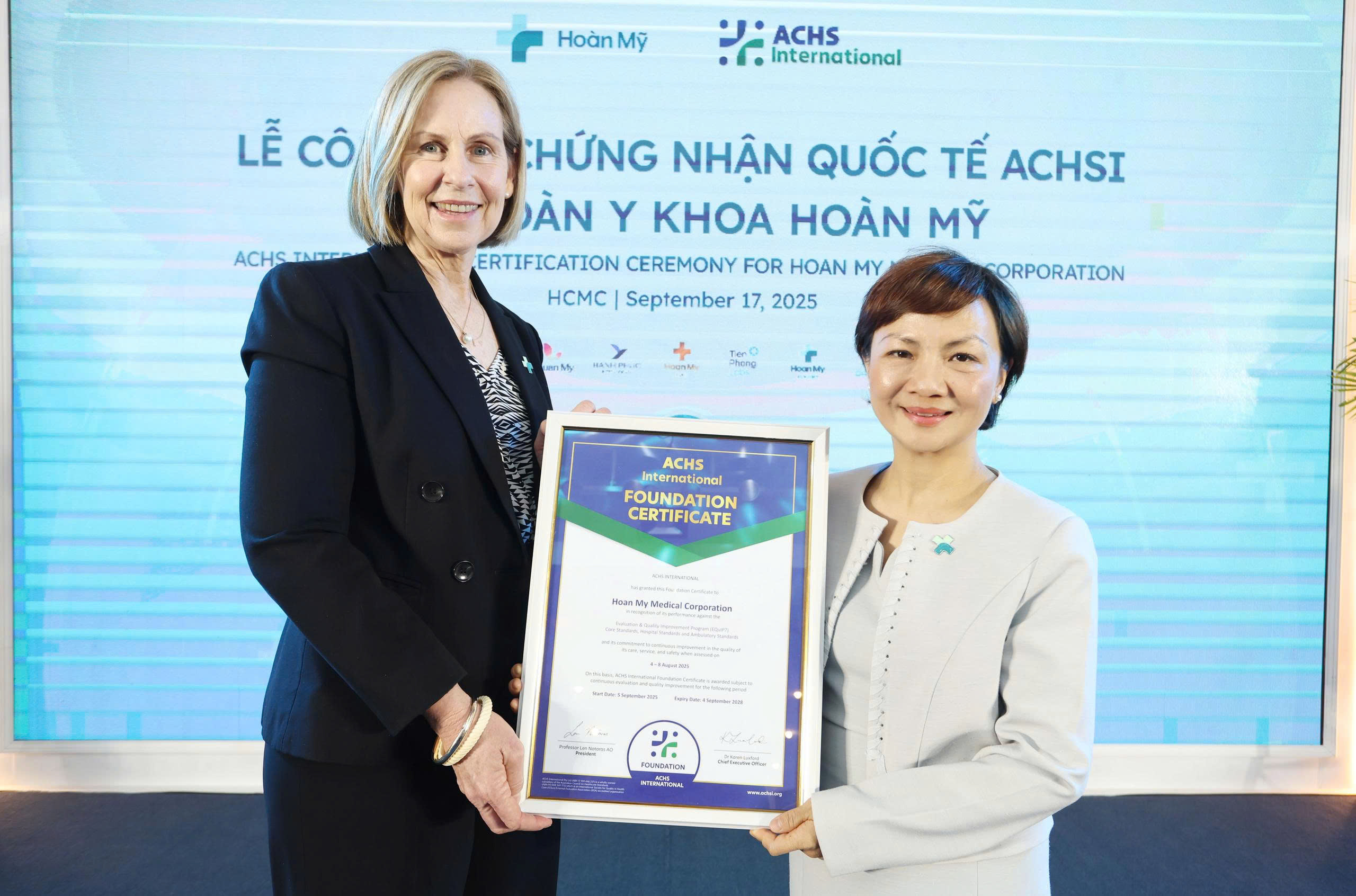 Hệ thống y tế tư nhân đầu tiên tại Việt Nam đạt chứng nhận quốc tế ACHSI toàn hệ thống
