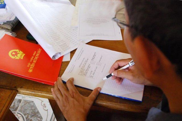 Thủ tục, thời gian cấp lại "sổ đỏ" đã mất theo quy định mới nhất