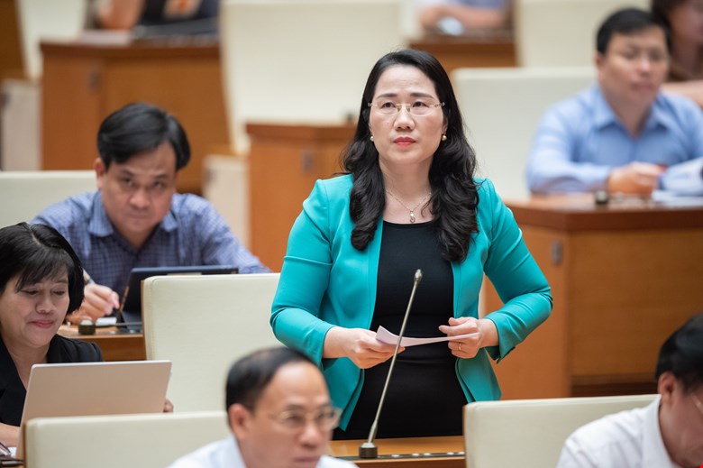 ĐBQH: Giao Bộ Công an là đầu mối thực hiện biện pháp giữ người trong trường hợp khẩn cấp để dẫn độ