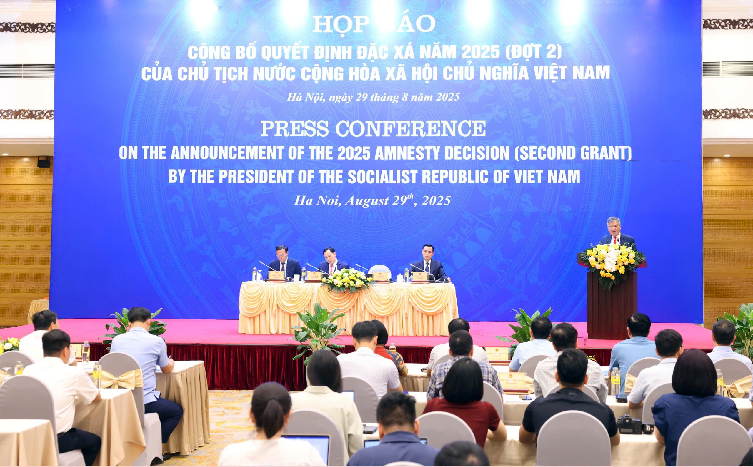 Chính thức công bố Quyết định của Chủ tịch nước đặc xá cho 13.920 phạm nhân