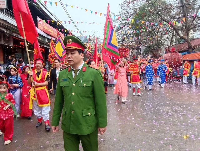 Giữ vững an ninh trật tự lễ công bố 'Lễ hội làng Bát Tràng là Di sản Văn hóa phi vật thể quốc gia'