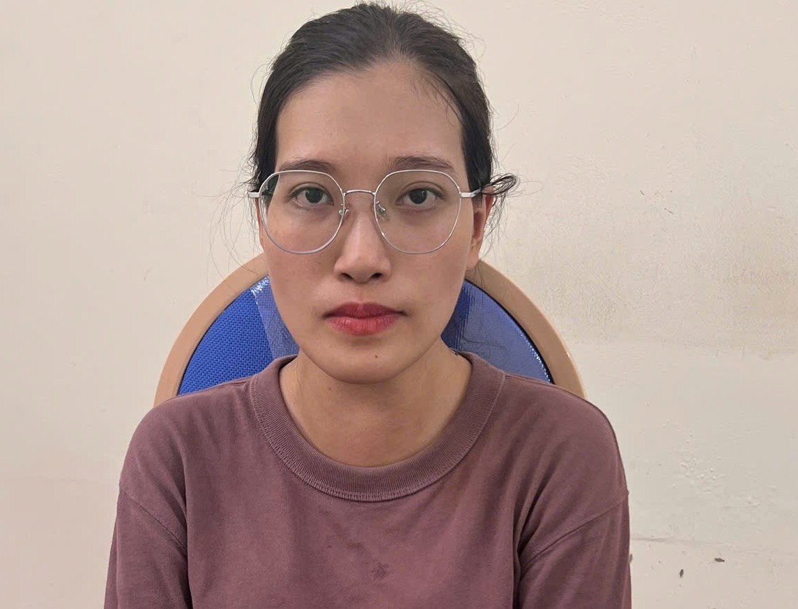 Người phụ nữ chuyên lang thang 'ăn' vàng của nhà dân