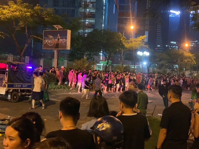 Xảy ra tai nạn liên hoàn giữa nhiều ô tô, xe máy tại phường Dương Nội
