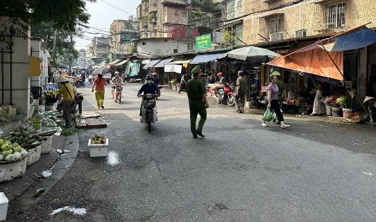 Tăng cường kiểm tra, xử lý vi phạm trật tự đô thị ở địa bàn 'nóng'