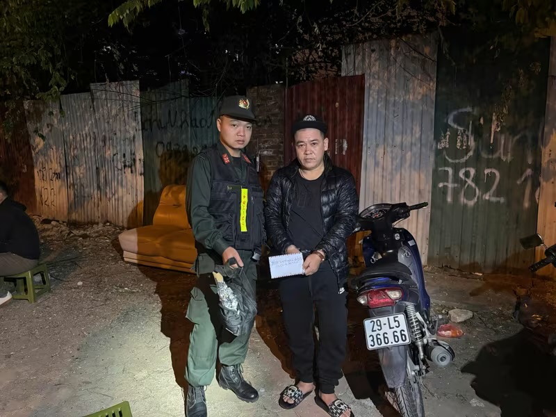 Tuần tra đêm, các tổ công tác 141 liên tiếp phát hiện "hàng nóng"