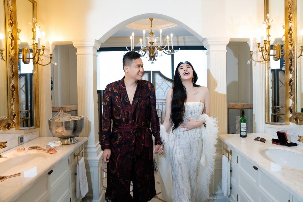 Ca sĩ Hồ Quỳnh Hương ra mắt MV “Đôi tim thuần khiết” gửi tặng người bạn đời