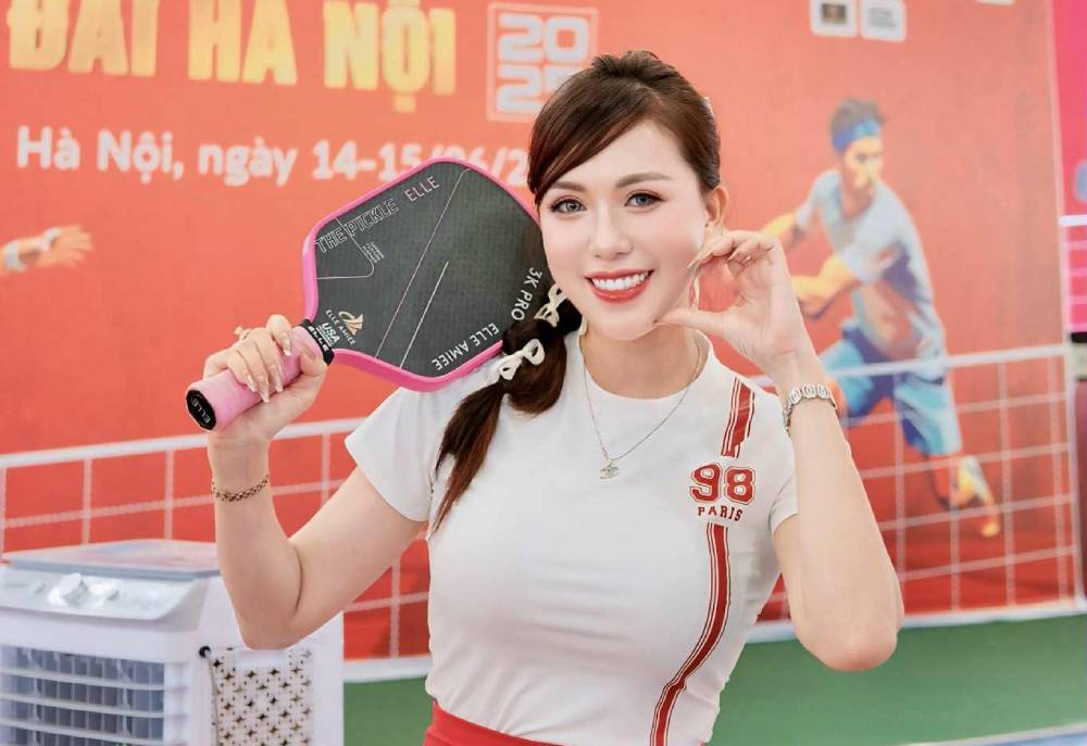Mai Thỏ nhận giải “Vận động viên phong cách” tại Giải Pickleball đài Hà Nội 2025