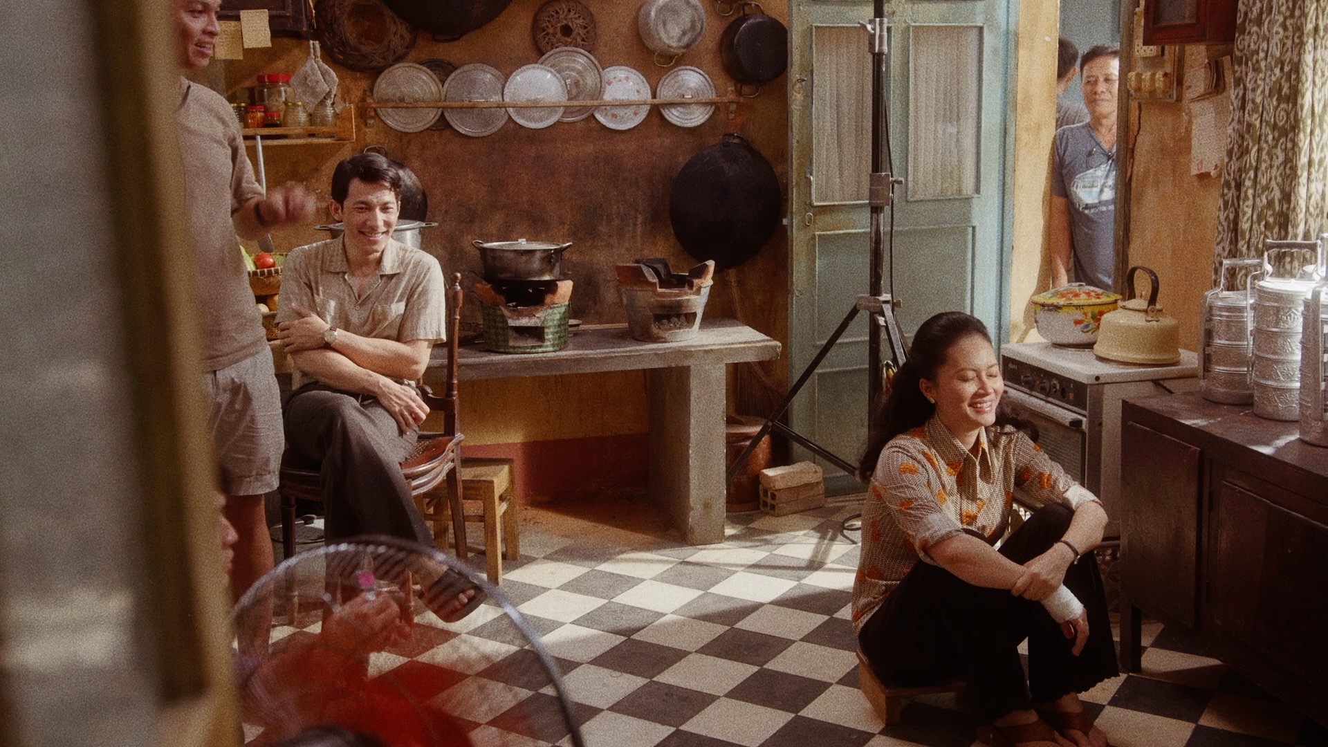 “Quán Kỳ Nam” của Leon Quang Lê tái hiện khung cảnh quen thuộc thời bao cấp