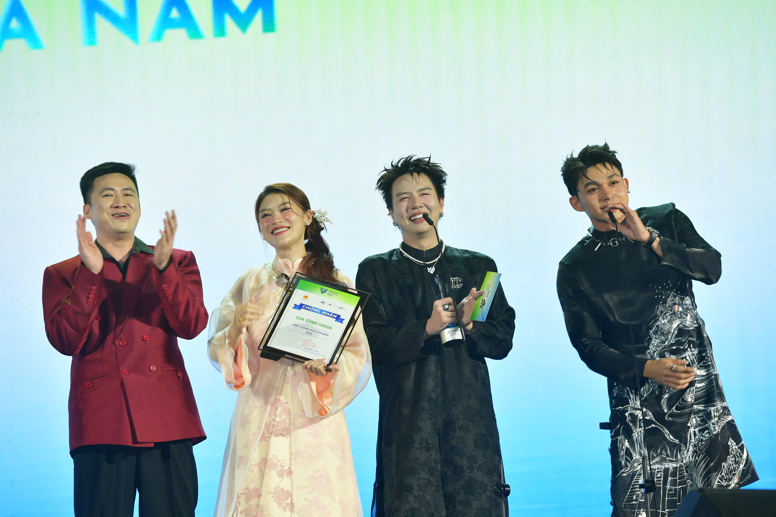 "Gia đình Haha", concert "Anh trai vượt ngàn chông gai" giành chiến thắng tại giải thưởng IContent 2025