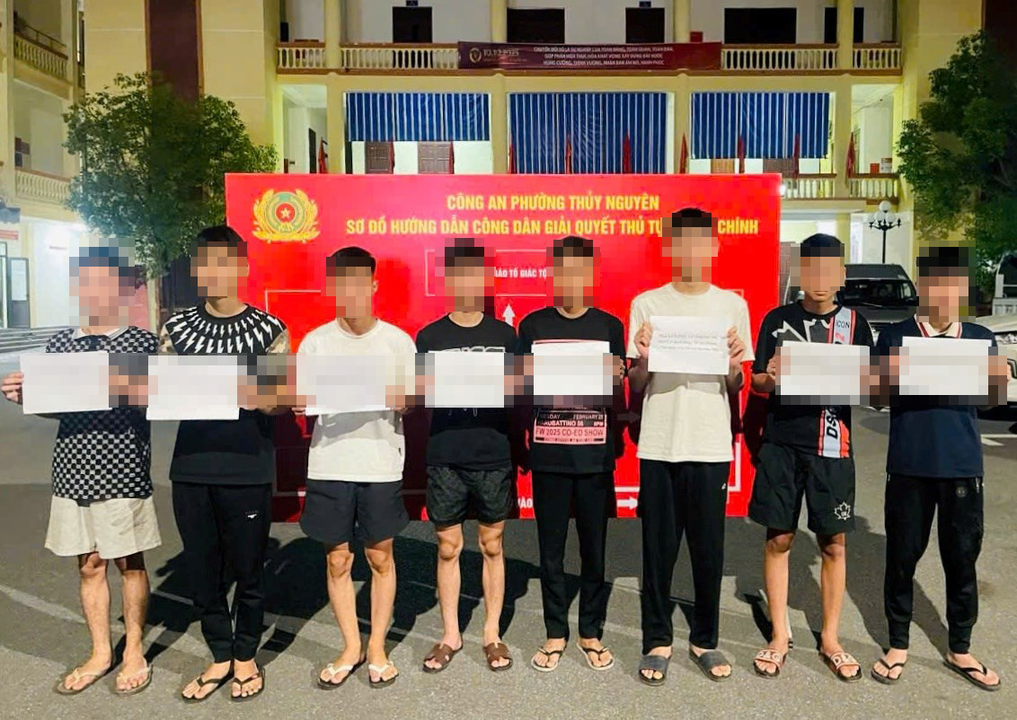 Tạm giữ 6 đối tượng 'độ xe' gây rối trật tự công cộng