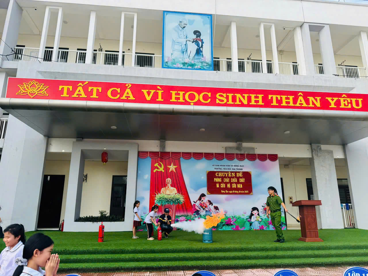 Hướng dẫn kỹ năng an toàn phòng cháy, chữa cháy cho học sinh tiểu học