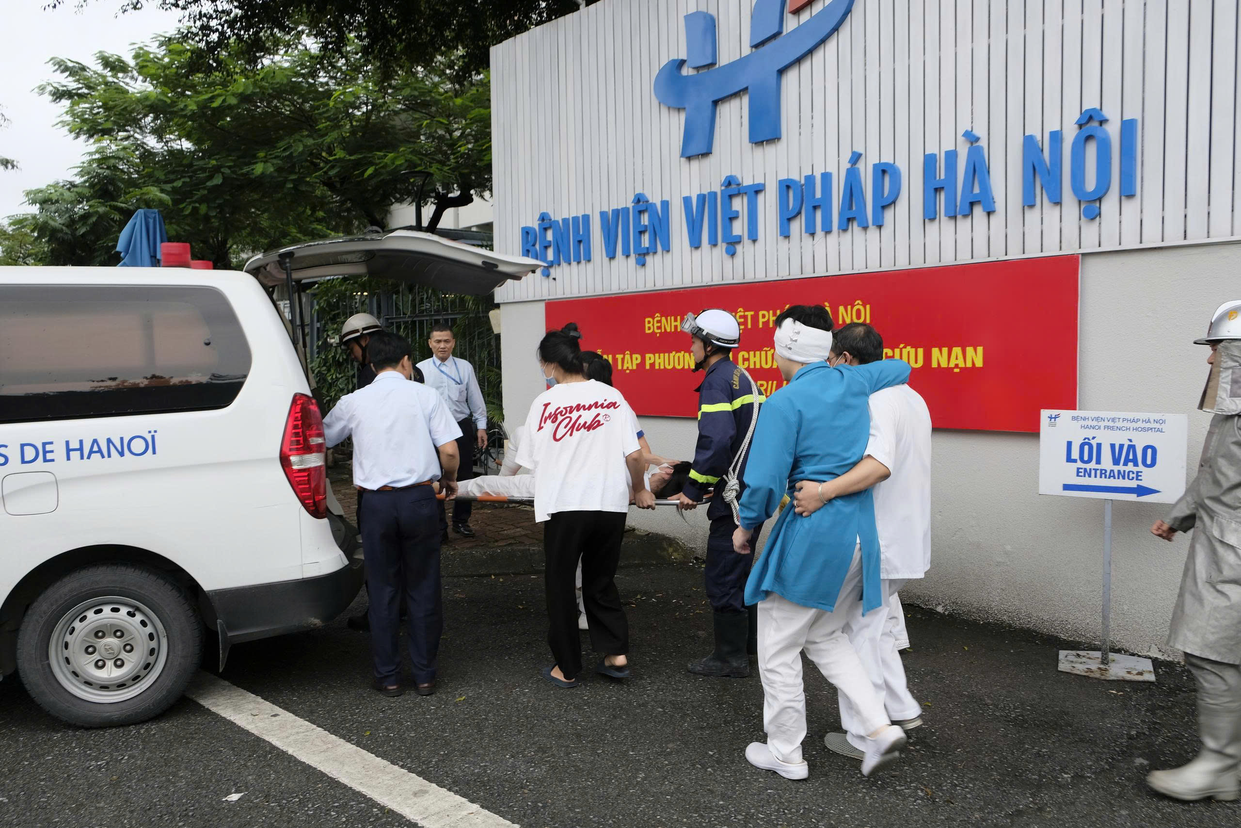 Phối hợp diễn tập phương án phòng cháy, chữa cháy tại Bệnh viện Việt Pháp