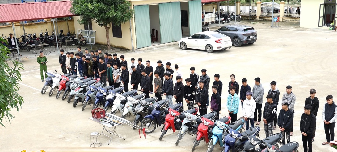 Triệu tập 70 đối tượng mang hung khí đi gây rối trật tự công cộng khiến 5 người bị thương