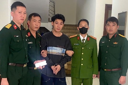 Công an phường Kim Liên bắt giữ đối tượng truy nã