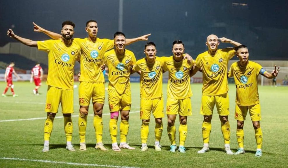 CLB V-League nào "mở hàng" năm mới cho bóng đá Việt Nam?