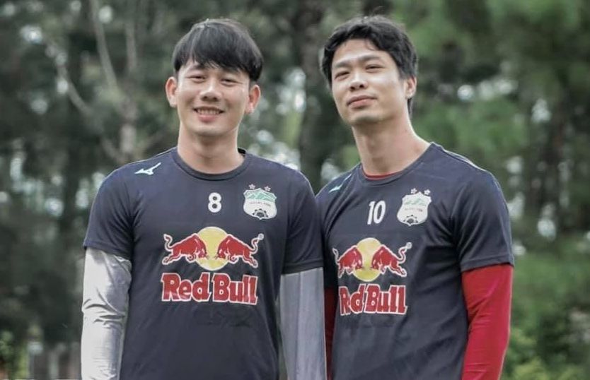 Công Phượng tái ngộ đồng đội cũ HAGL ở Bình Phước